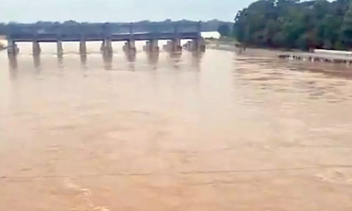 Subarnarekha, Baitarani rivers rising Subarnarekha, Baitarani rivers rising