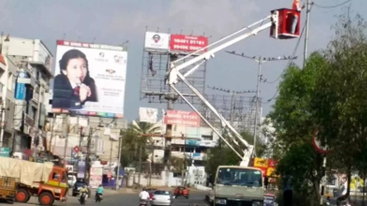 41,000 dysfunctional streetlights across Chennai, civic body begins large-scale replacement