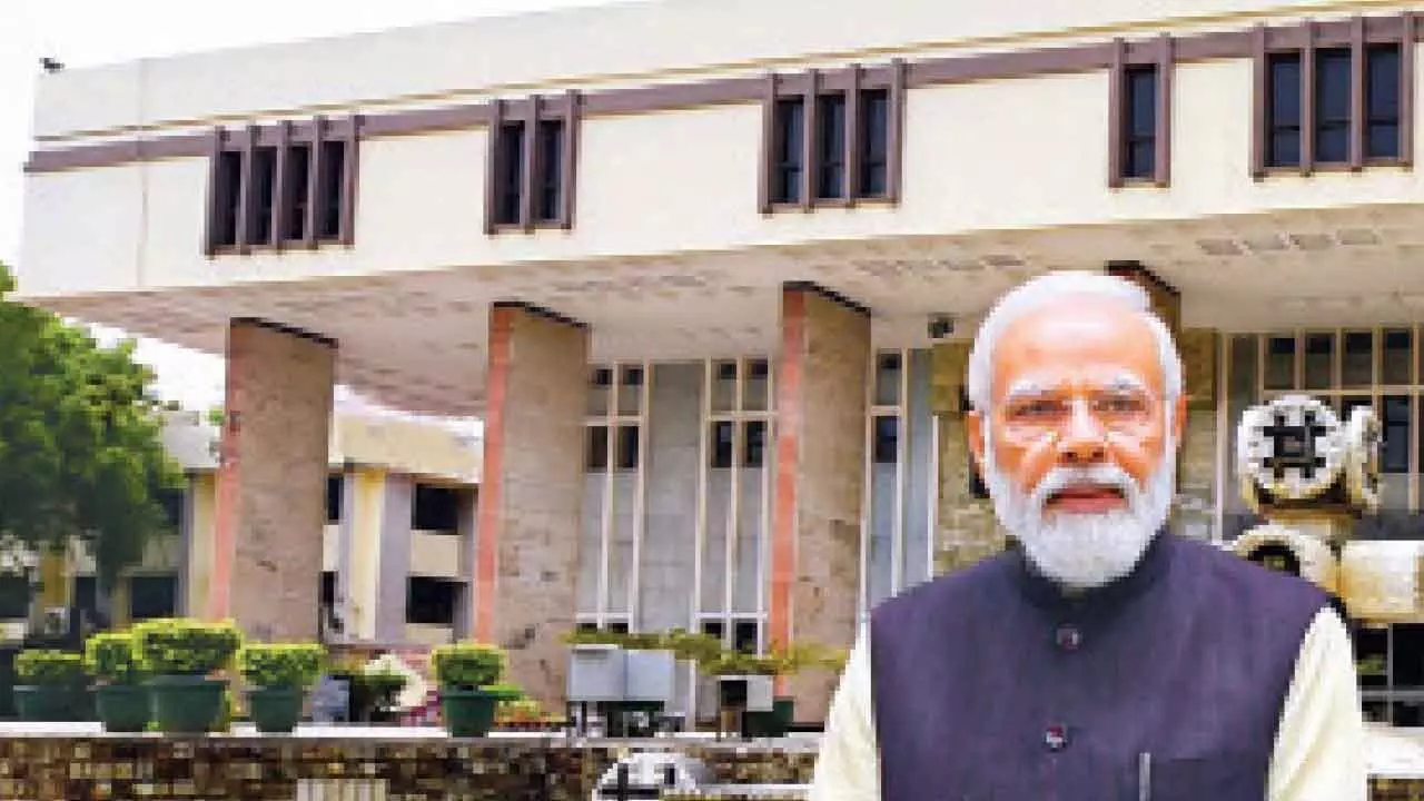 Delhi HC sets aside CIC order to disclose Modis degree Delhi HC sets aside CIC order to disclose Modis degree