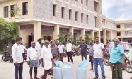 Fake fertilisers stir up protest in Nagarkurnool