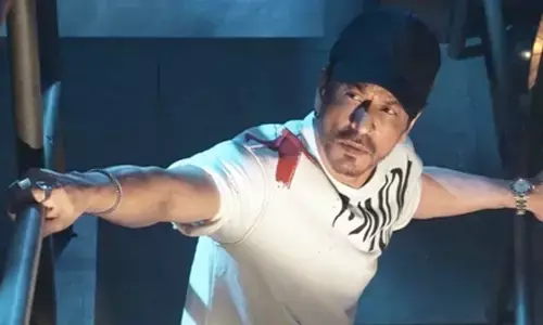 Shah Rukh Khan tells Farah Khan: You should apologise