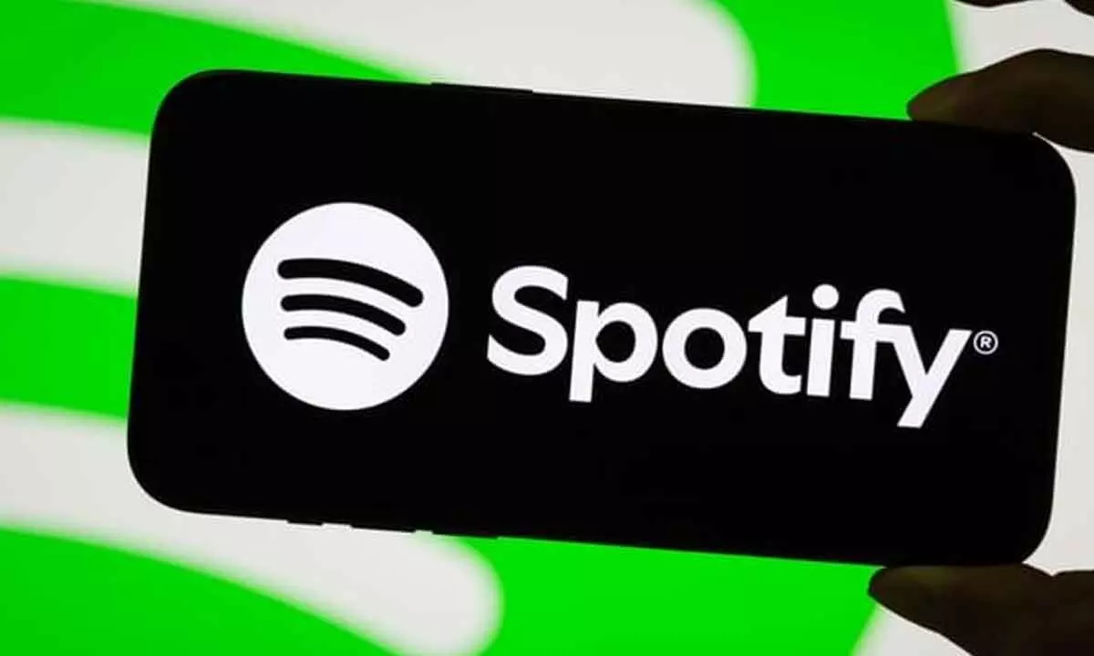Spotify Rolls Out In-App Messaging to Let Users Share Songs and Podcasts Seamlessly Spotify Rolls Out In-App Messaging to Let Users Share Songs and Podcasts Seamlessly