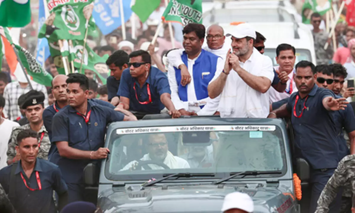 Mukesh Sahani targets BJP, poll panel during Voter Adhikar Yatra in Muzaffarpur Mukesh Sahani targets BJP, poll panel during Voter Adhikar Yatra in Muzaffarpur