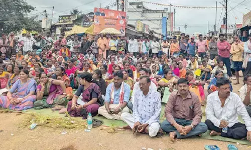 Farmers get fertiliser after 9-hour road blockade