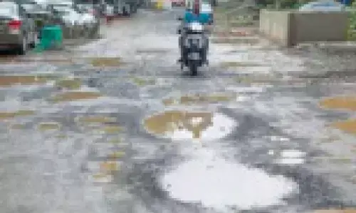 Dy CM conducts midnight road inspection in city