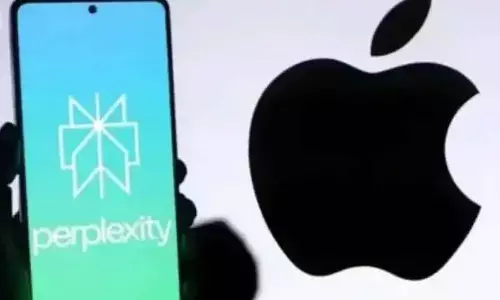 Apple Weighs Acquiring Mistral AI and Perplexity to Strengthen Its AI Capabilities