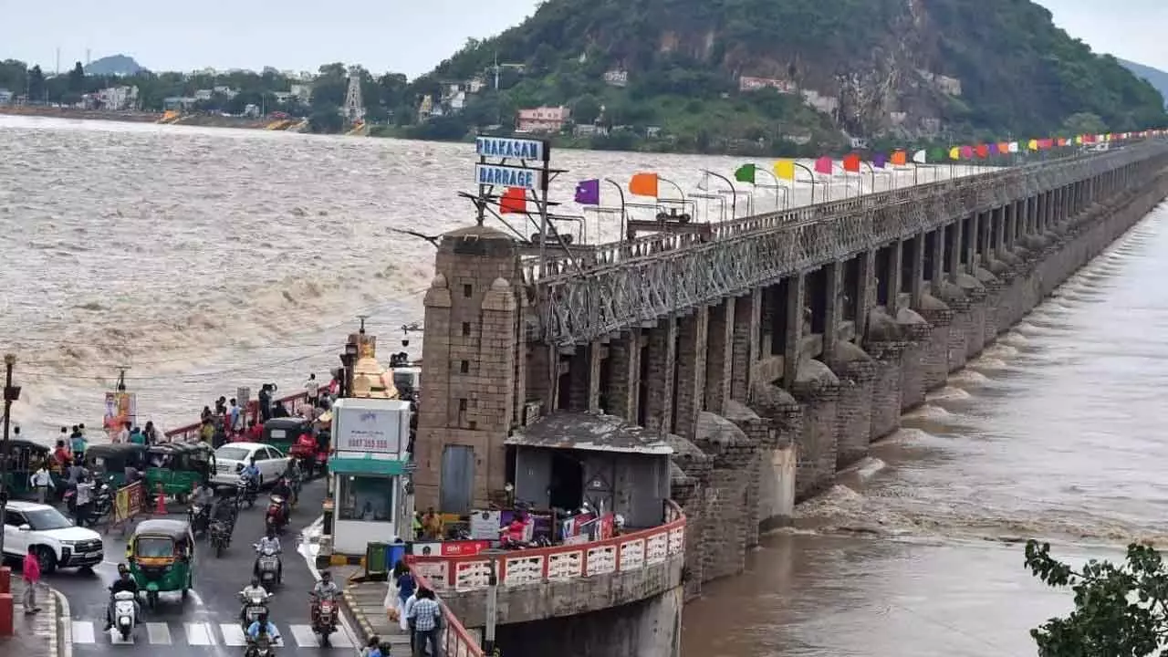 Inflow to Krishna river increases at Prakasam barrage, first danger warning in place