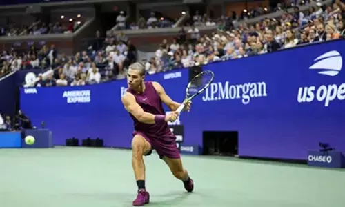 US Open: Alcaraz, Shelton & Djokovic charge into Round 3