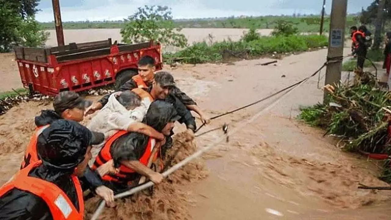 Death toll rises to 35 in Vaishno Devi landslide Death toll rises to 35 in Vaishno Devi landslide