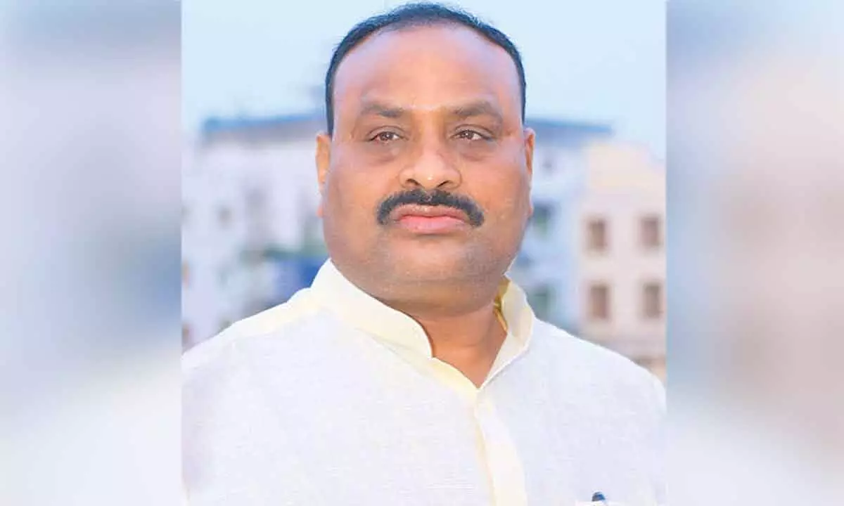 In a relief to farmers, AP receives urea a week early