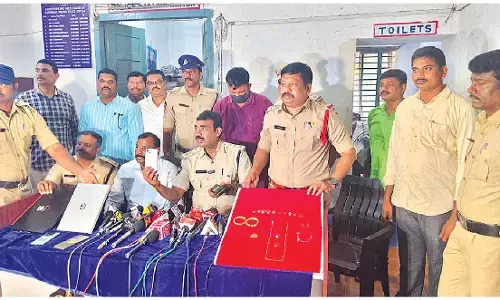 Railway police arrest notorious train robber