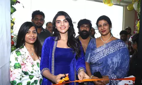 Jabardasth Varsha inaugurates Manea The Salon at Kondapur