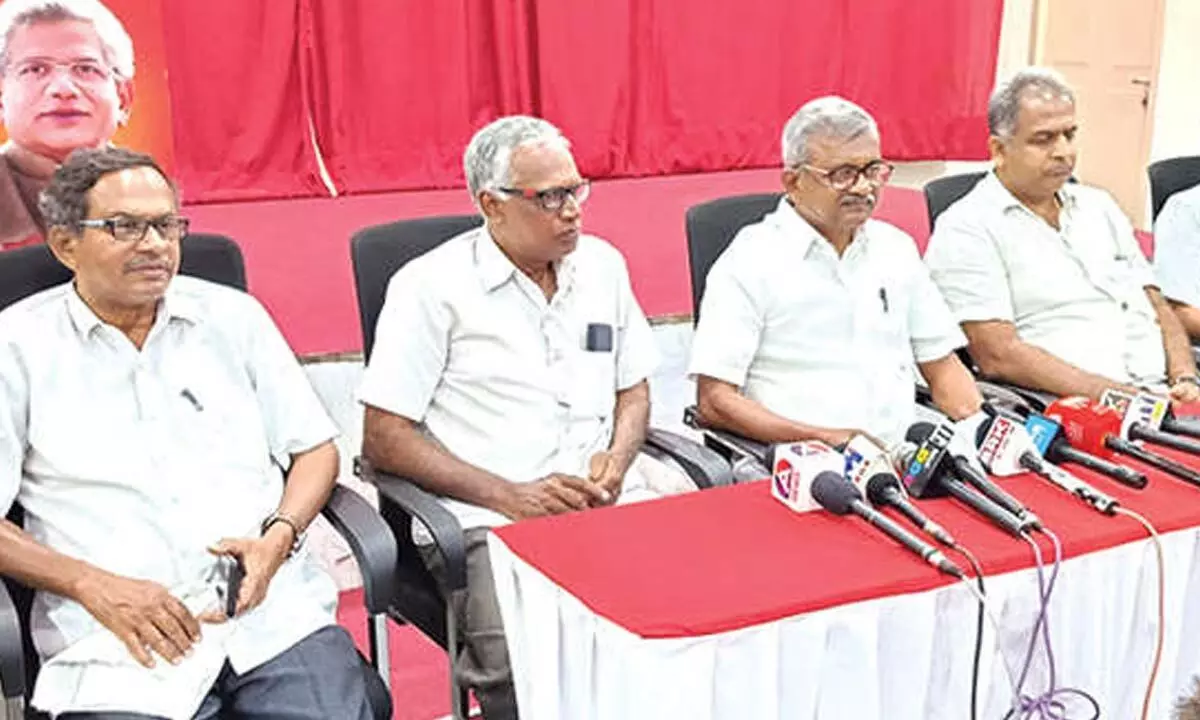 Fee concessions demanded for locals in pvt universities Fee concessions demanded for locals in pvt universities