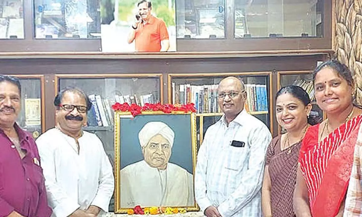 Gidugu remembered on Telugu Language Day Gidugu remembered on Telugu Language Day