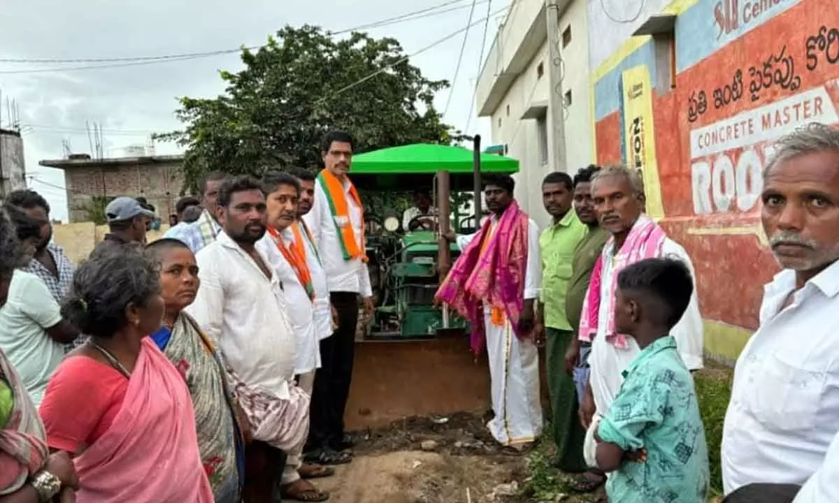 Despite Living in a Hut, BJP Worker Shankara Anna Spends ₹12 Lakh on Public Welfare