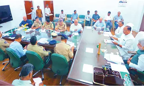 Speaker, TG Council Chairman meet officials on smooth conduct of Assembly session