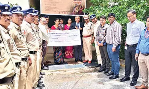 BoB hands over Rs 95L insurance claim to fire services nominee