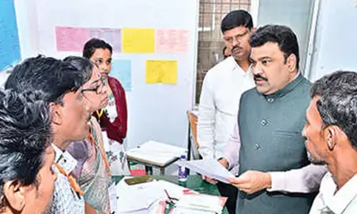 Verify certificates, avoid technical glitches: Collector