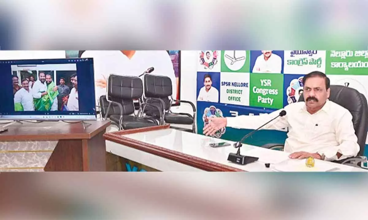 Kakani demands CBI probe over parole issue Kakani demands CBI probe over parole issue