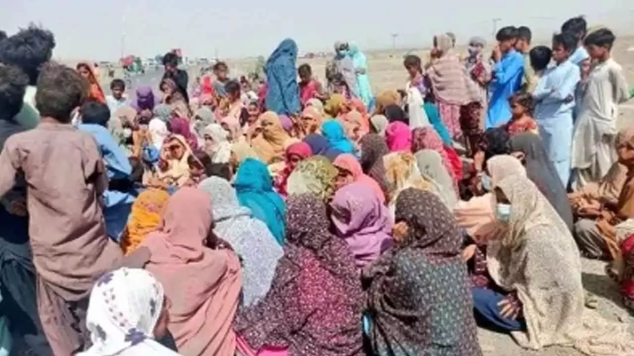 324 corrupt Pakistan officials pocketed Rs 37 million meant for poverty alleviation: Report 324 corrupt Pakistan officials pocketed Rs 37 million meant for poverty alleviation: Report