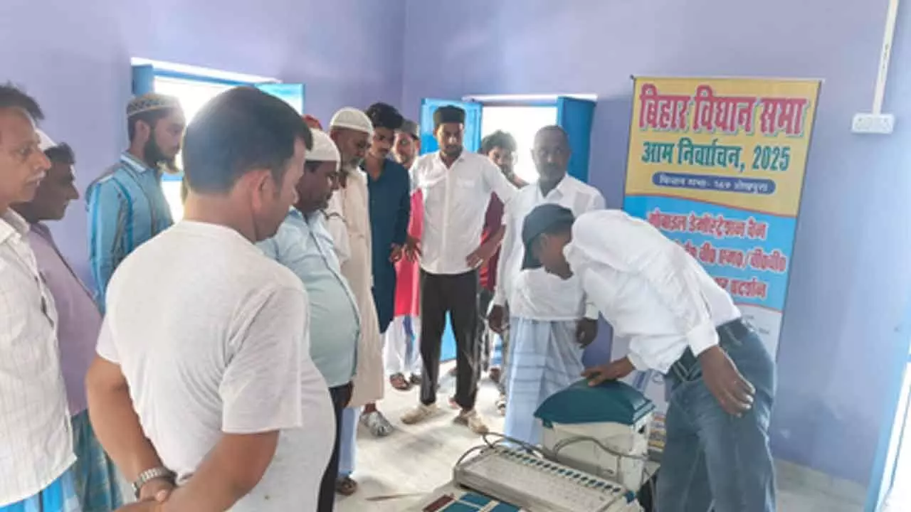 ECI rebuts allegations of duplicate voters in Bihar’s draft electoral rolls ECI rebuts allegations of duplicate voters in Bihar’s draft electoral rolls