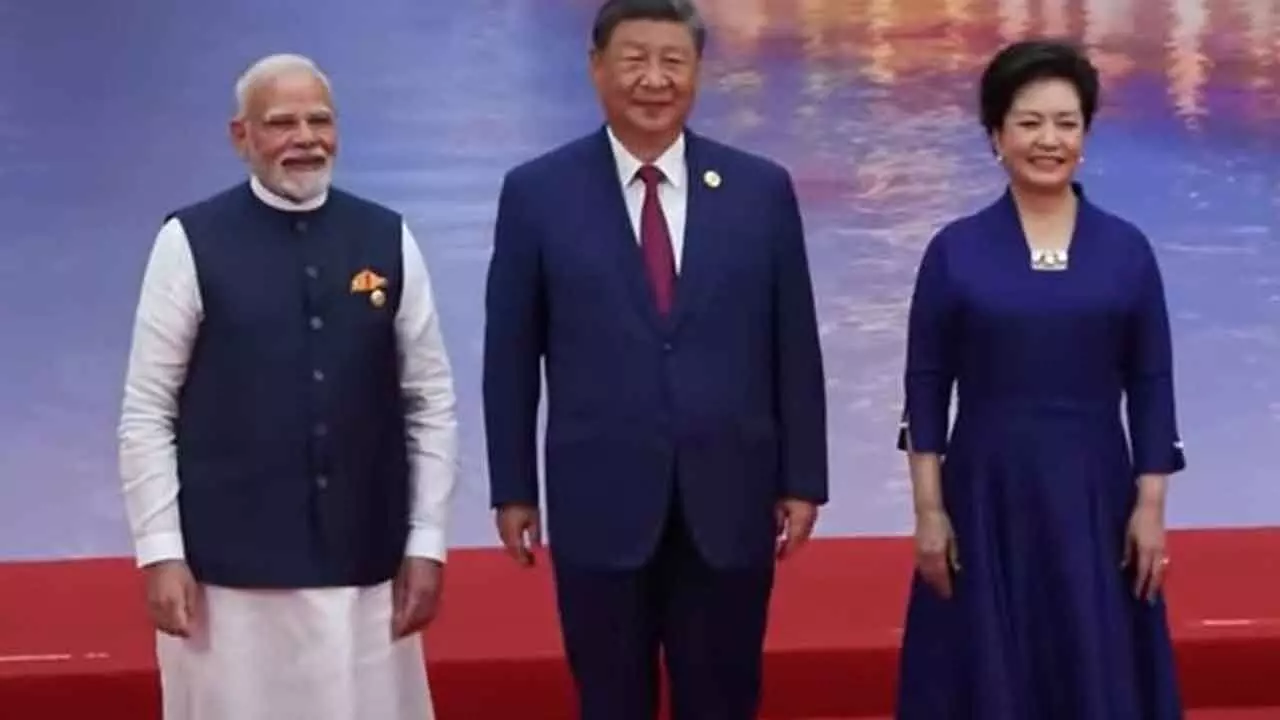 Chinese President Xi and his wife welcome PM Modi for SCO Summit reception