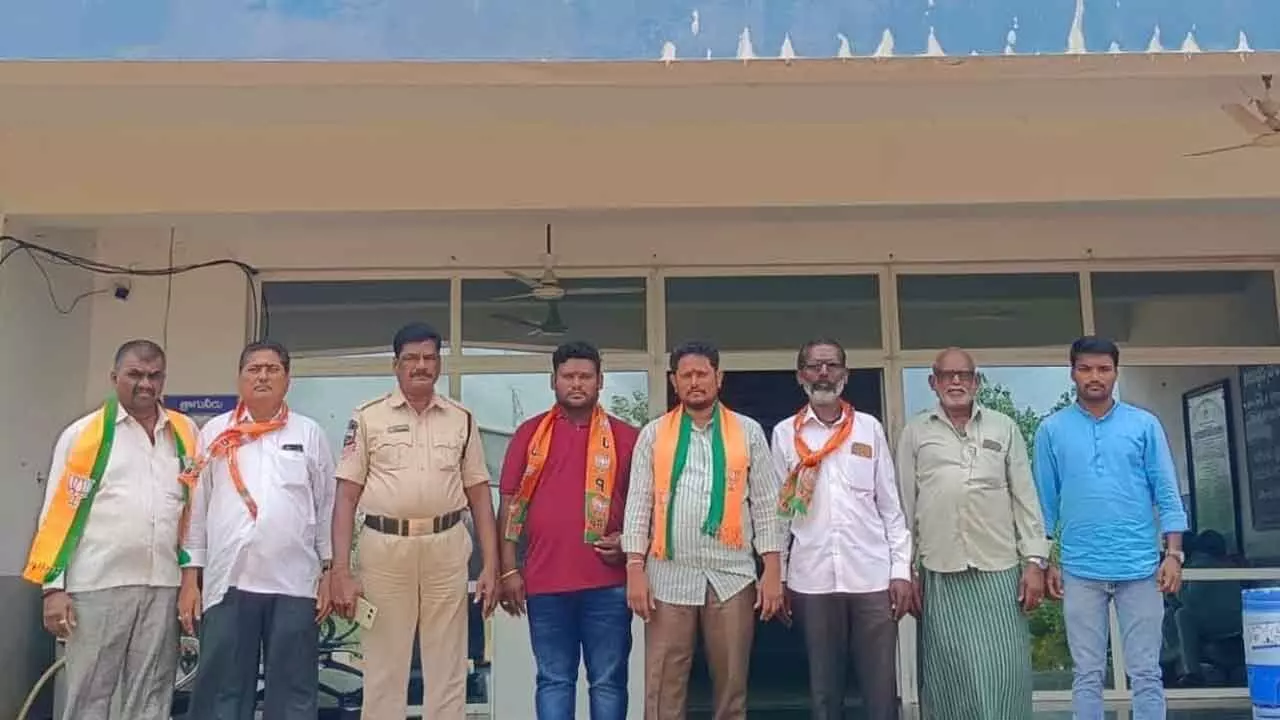 Rahul Gandhi’s Comments on PM Modi’s Mother Spark Protests in Jogulamba Gadwal