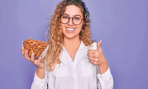 Eat almonds to support a healthy gut