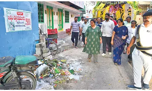 Create awareness among people on waste management: Civic chief