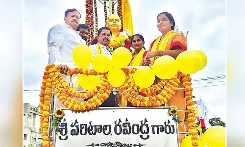 Grand unveiling of Paritala Ravi’s bronze statue in Penugonda