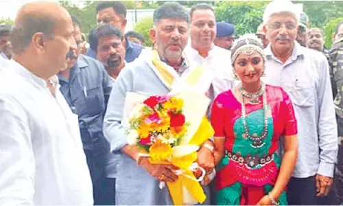 Udupi dancer sets world record with 216-hr Bharatanatyam marathon