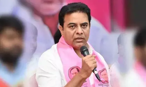 KTR demands Rs 50L exgratia to Mulugu sanitation worker’s kin