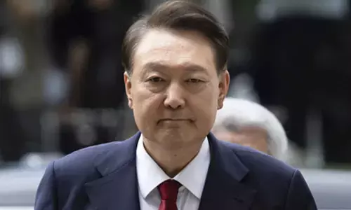 South Korea: DP lawmakers review CCTV footage of detention warrant attempt against ex-President Yoon