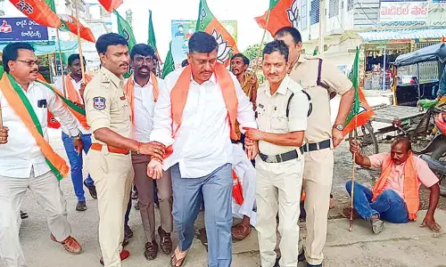 BJP protests Cong leaders’ remarks