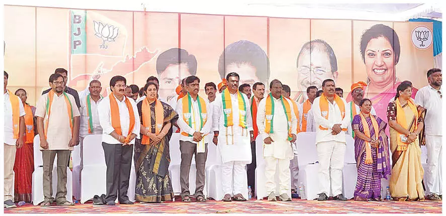 BJP accuses YSRCP of ruining Polavaram BJP accuses YSRCP of ruining Polavaram