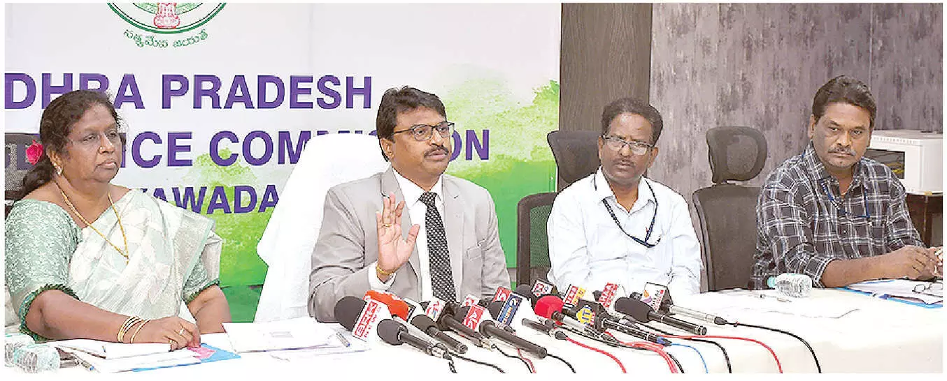 Fill OMR sheets carefully, APPSC cautions aspirants