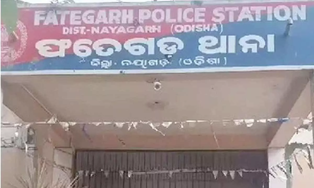 One dies in clash during Ganesh idol immersion