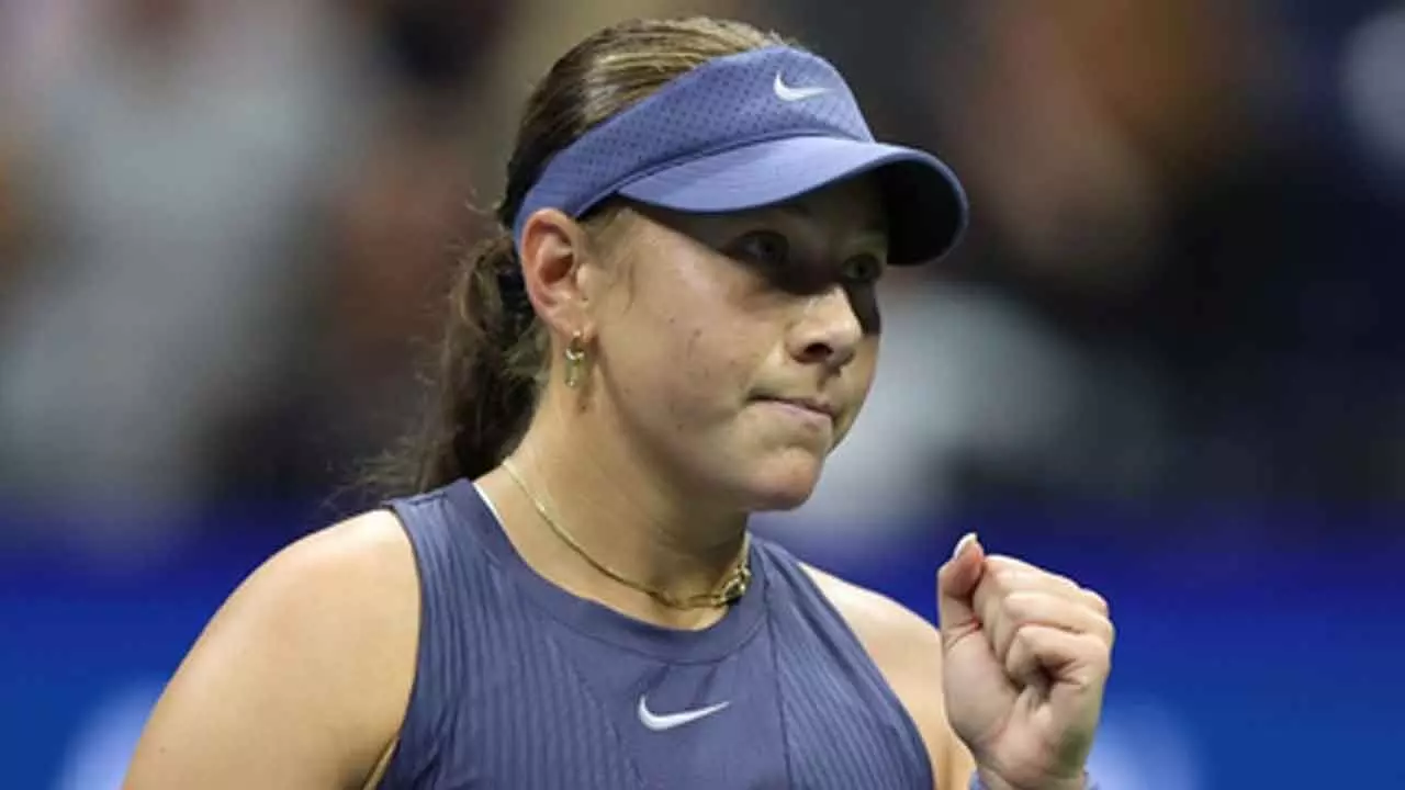 US Open: Anisimova sets Swiatek showdown in QF; Osaka stuns Gauff US Open: Anisimova sets Swiatek showdown in QF; Osaka stuns Gauff