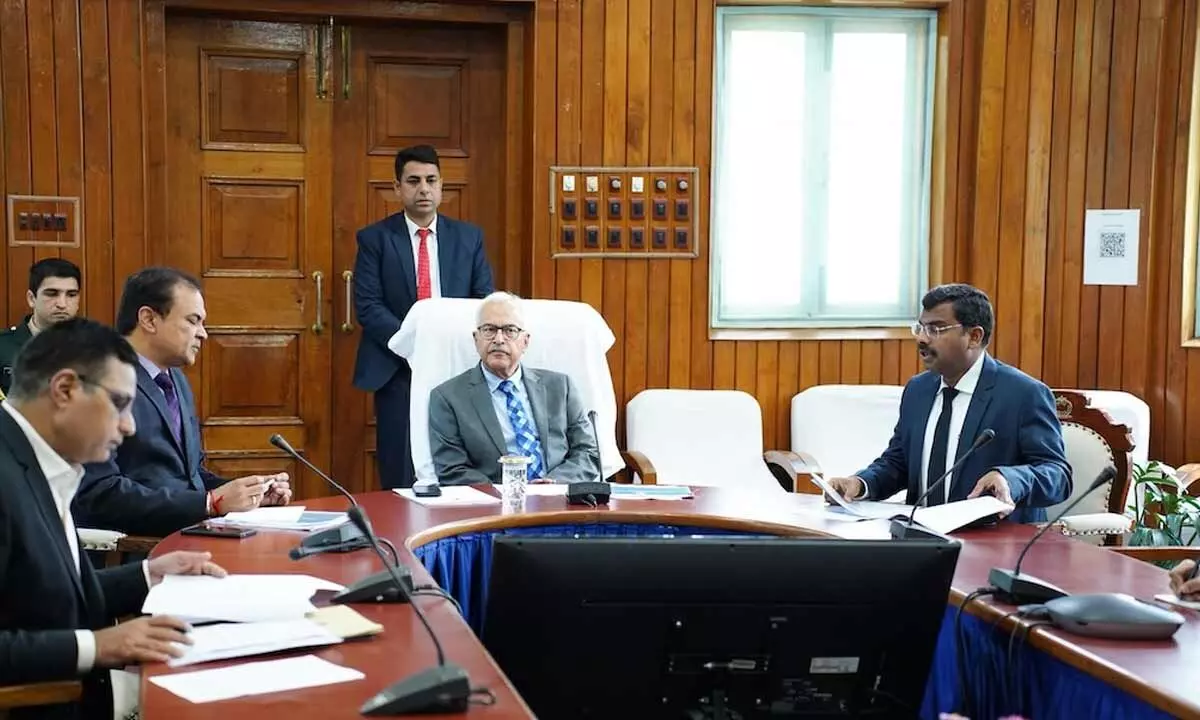 Manipur CS holds meeting to review arrangements for proposed VVIP visit to state Manipur CS holds meeting to review arrangements for proposed VVIP visit to state