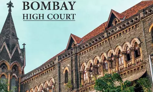 Quota stir has brought Mumbai to standstill: HC