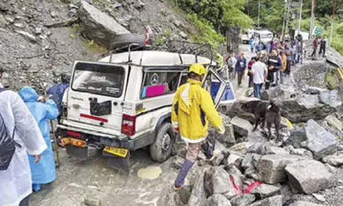 Residents of Yamuna floodplain told to shift