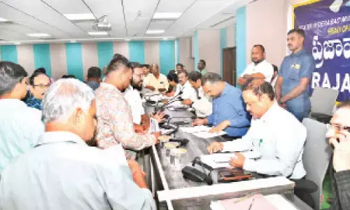 GHMC Prajavani receives 122 complaints