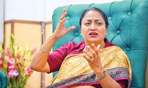 CM promises concessional Metro passes to students