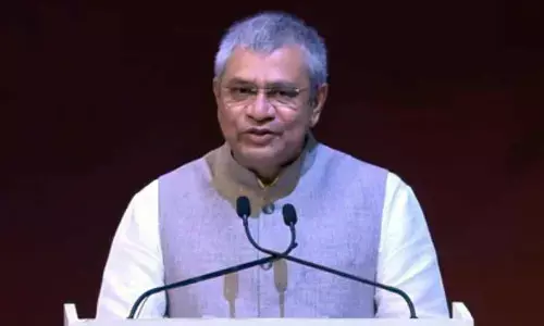 India a lighthouse of stability and growth, says Vaishnaw; invites global investors