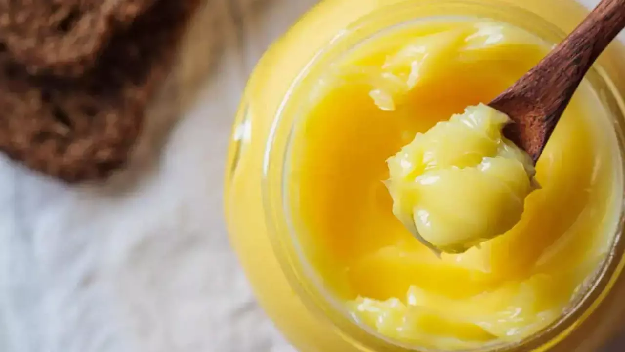 Fake Desi Ghee Factory Busted in Delhi’s Fake Desi Ghee Factory Busted in Delhi’s