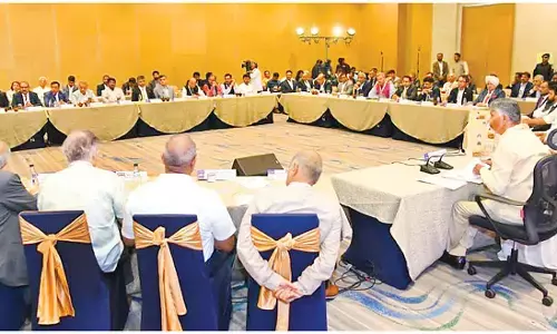 CM Naidu seeks support of CEOs to frame an effective logistics policy