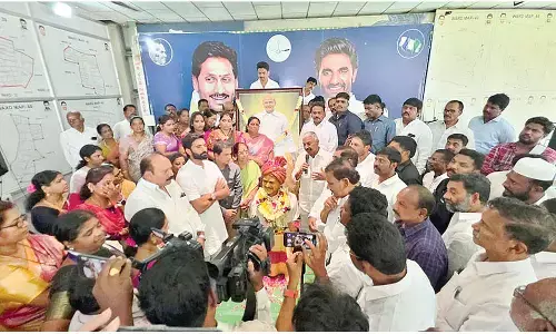 Ex-CM YSR remembered on death anniversary