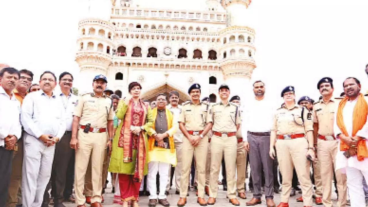 Collector, other top officials hold joint inspection of Ganesh immersion route