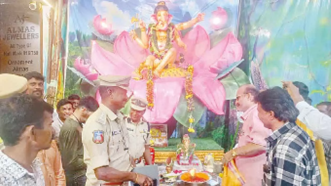 Hyderabad DFO urges Ganesh pandal organisers to follow fire safety norms