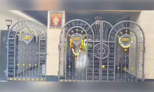 SIT cracks down on YSRCP leaders in liquor scam raids